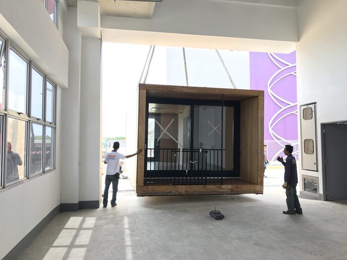 Finch Module Transportation: Unloading complete