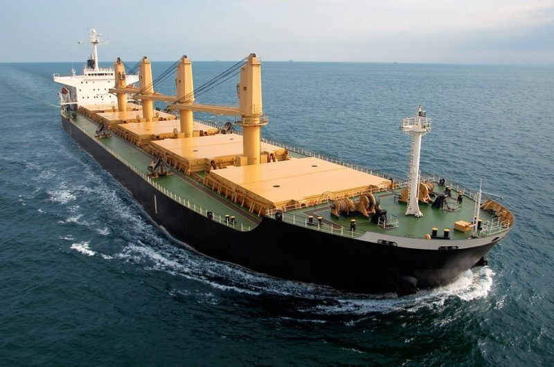 Breakbulk vessel carrying project cargo